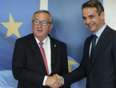 Συνάντηση Κ. Μητσοτάκη με Ζ.-Κ. Γιούνκερ - Η Ελλάδα και η ΕΕ στο επίκεντρο